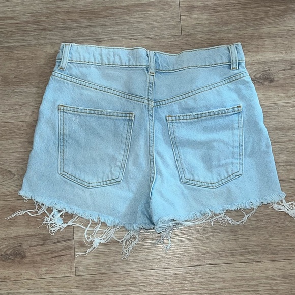 Zara shorts - Picture 2 of 3